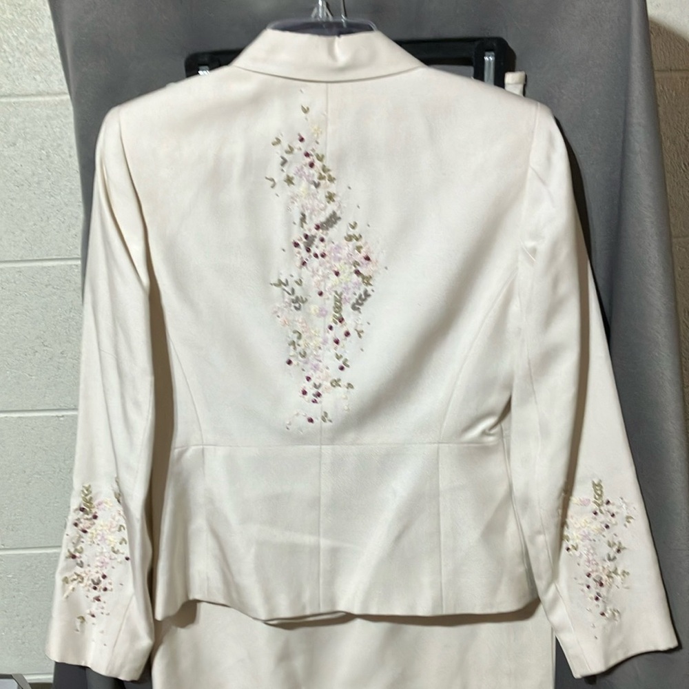Kasper White two piece suit with Intricate Back embroidered design.